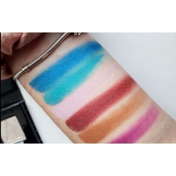 Jeffree Star Cosmetics Mini Controversy Eye Shadow Palette - Picture 5 of 5